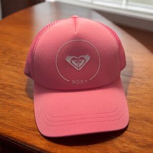 🎉SALE SUNDAY ONLY 🩷NWT Roxy Pink Logo Trucker Hat